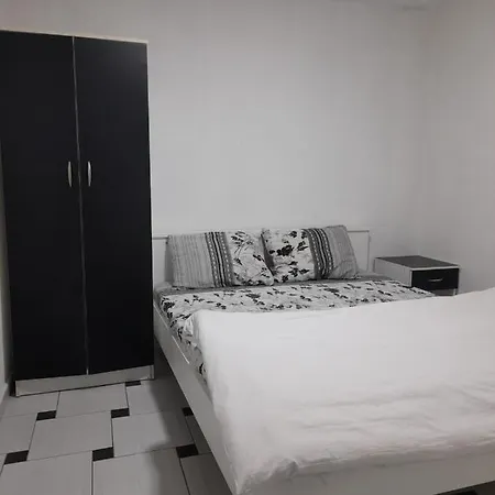 Apartman 64 *